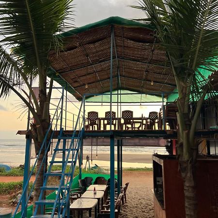 Golden Sky Hotell Gokarna  Exteriör bild